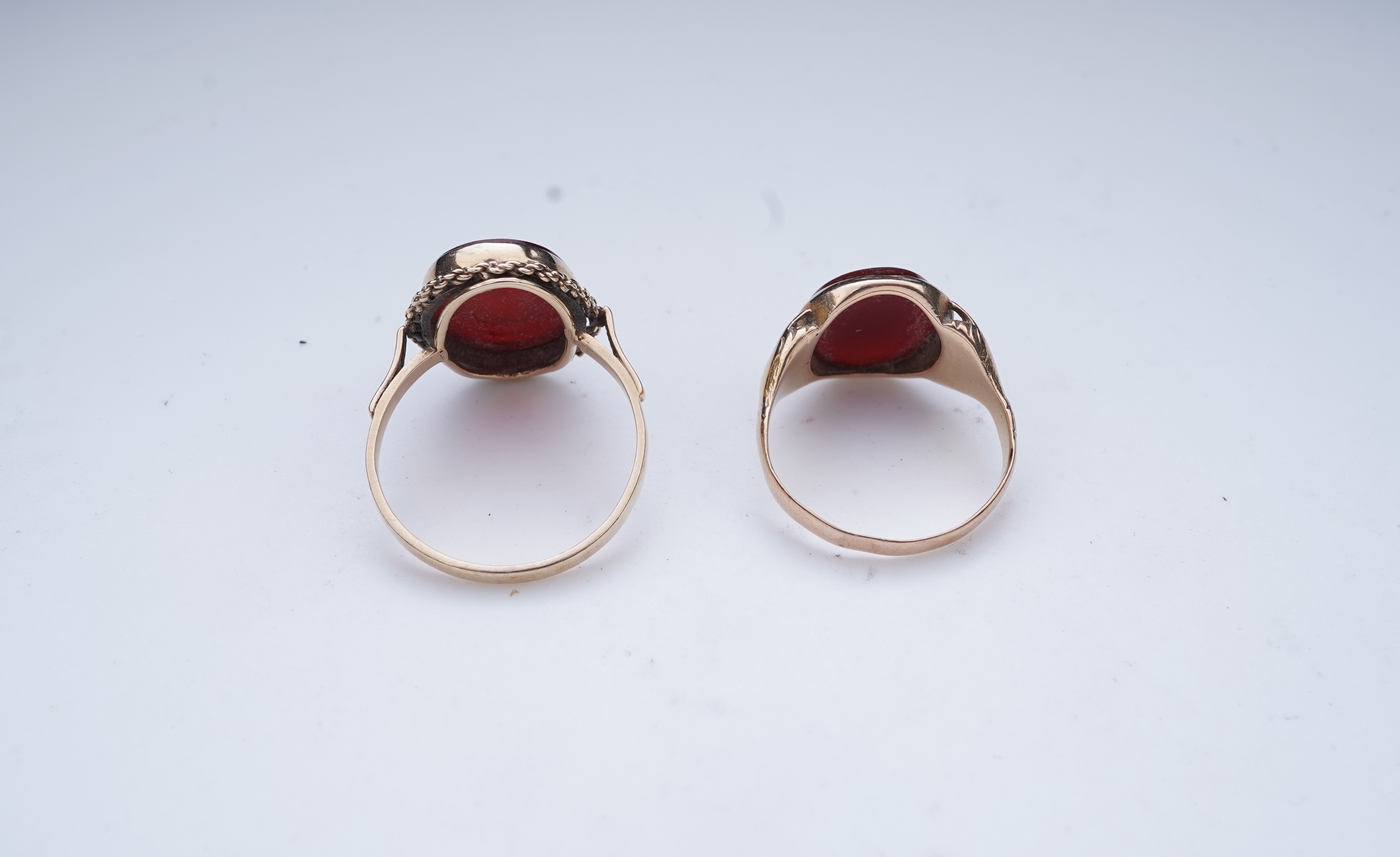 Two hardstone rings